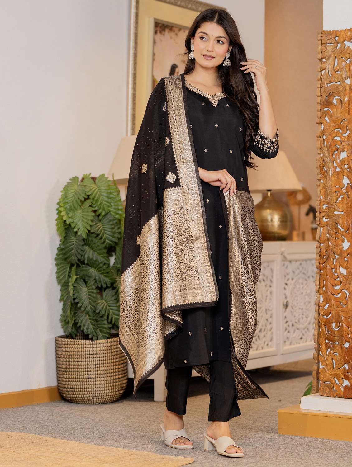 women solid with work three quarter sleeve kurta pant with dupatta set - 22266761 -  Standard Image - 1