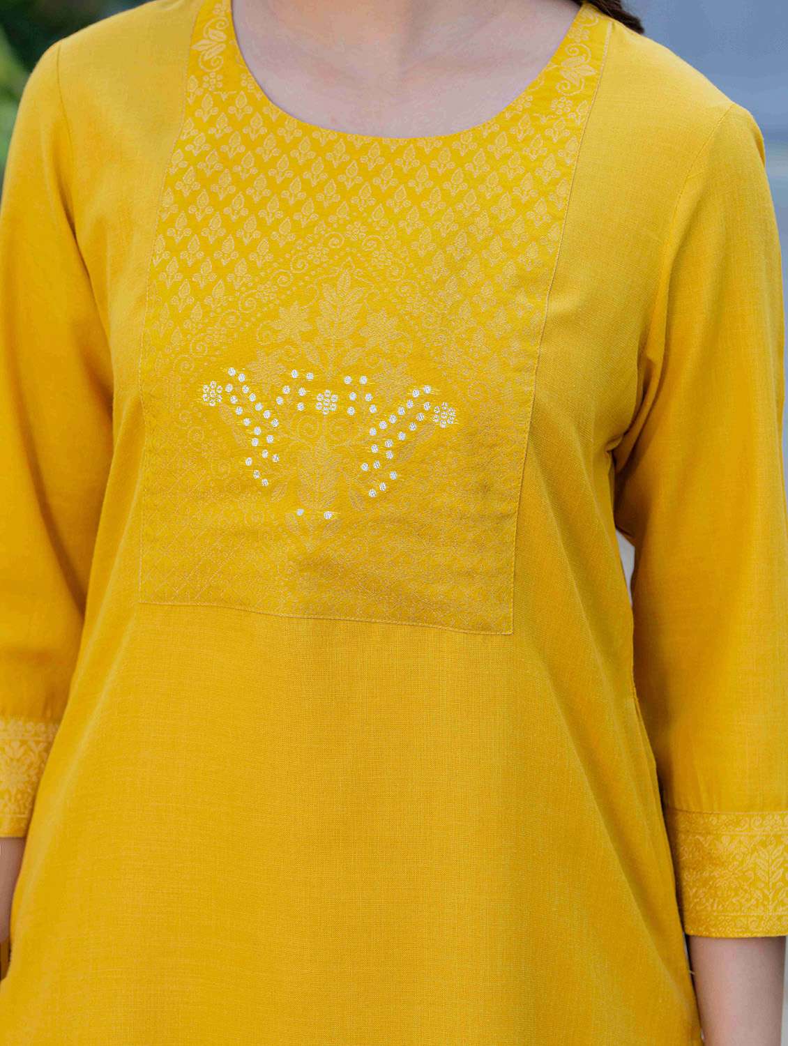 women self design three quarter sleeve kurta palazzo with dupatta set - 22266766 -  Standard Image - 4