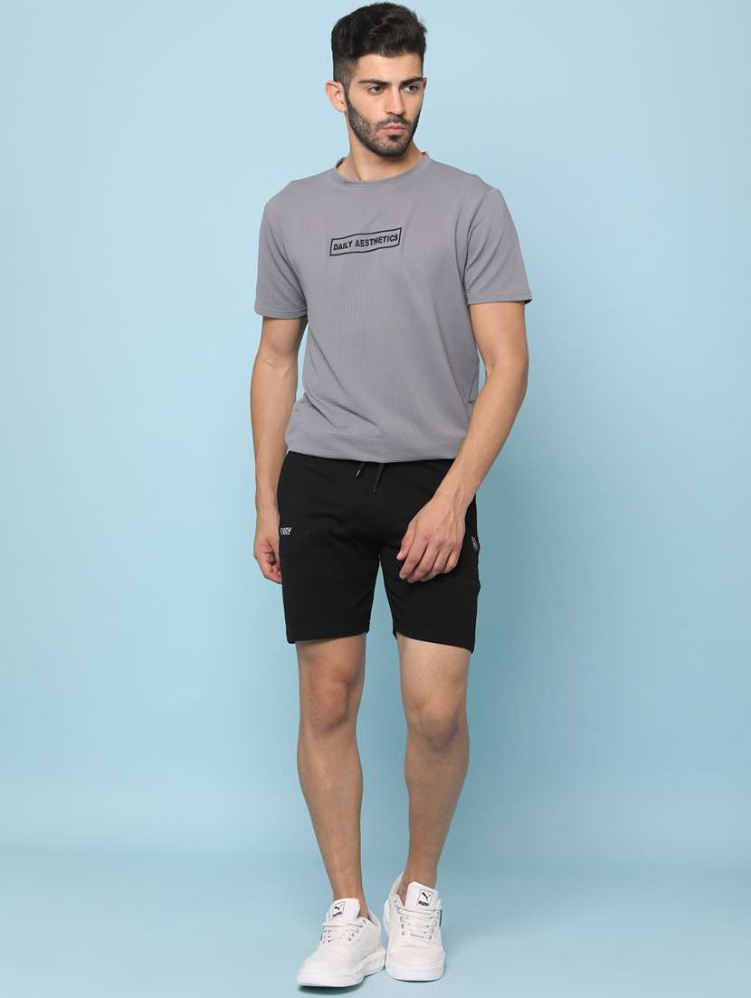 men solid mid rise slim fit short - 22267495 -  Standard Image - 4
