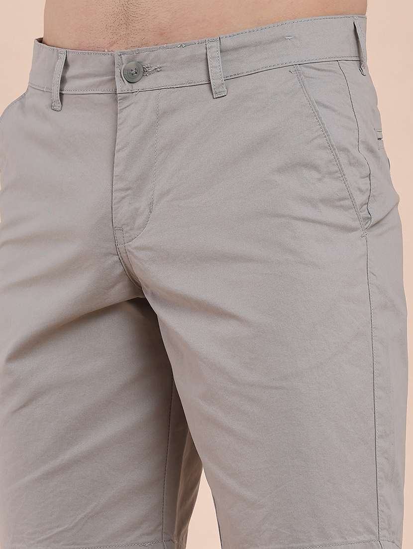 women solid mid rise regular fit shorts - 22267503 -  Standard Image - 1
