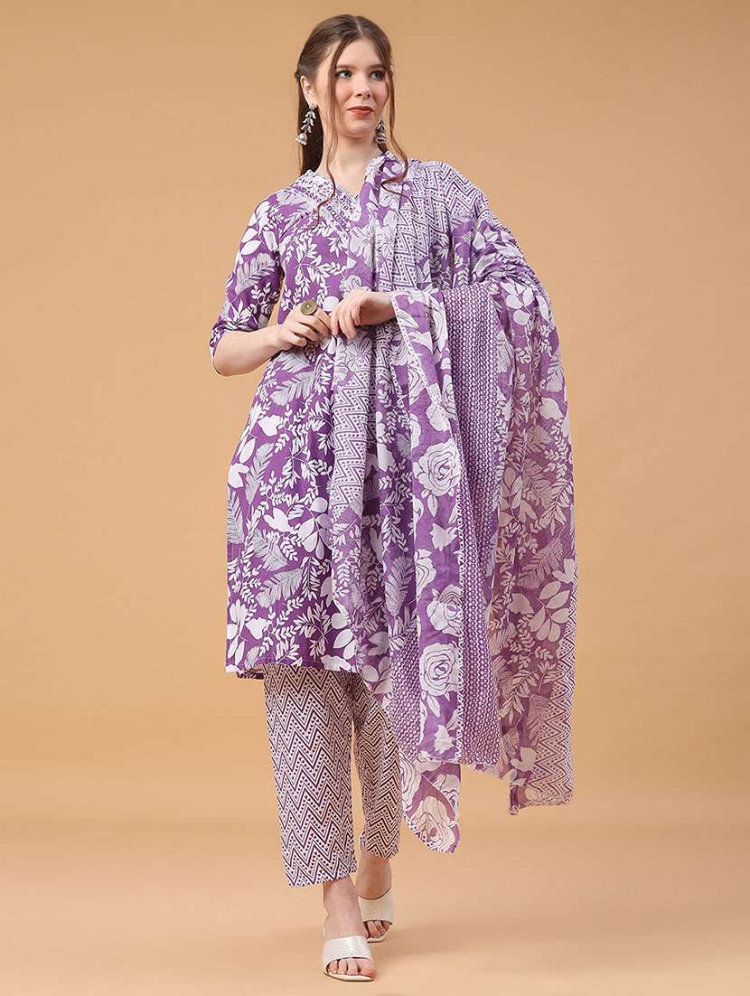 women printed three quarter sleeve kurta pant with dupatta set - 22267599 -  Standard Image - 1