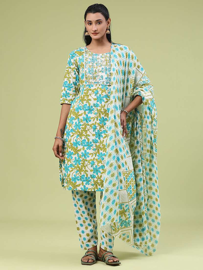 women printed three quarter sleeve kurta pant with dupatta set