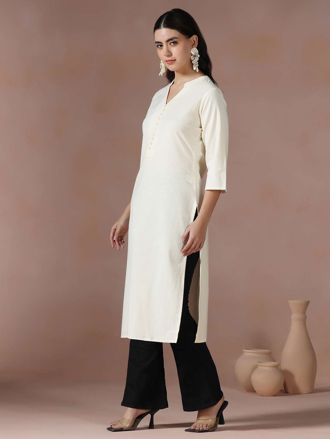 women solid three quarter sleeve straight kurta  - 22267747 -  Standard Image - 4
