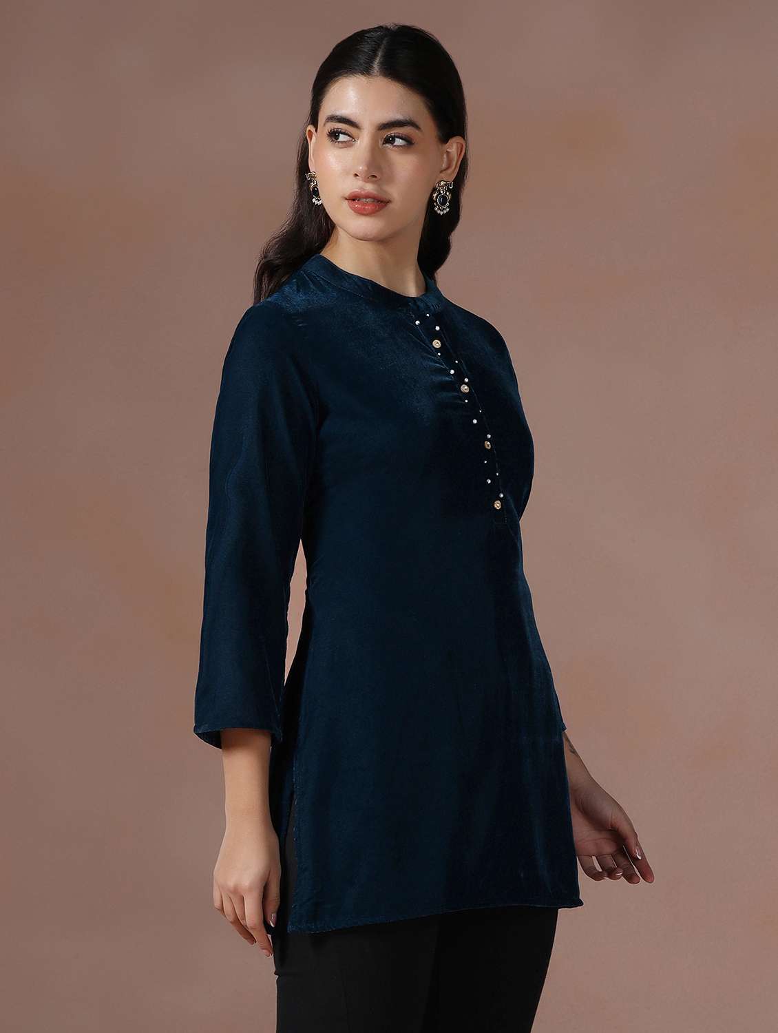 women solid three quarter sleeve straight kurti - 22267766 -  Standard Image - 1