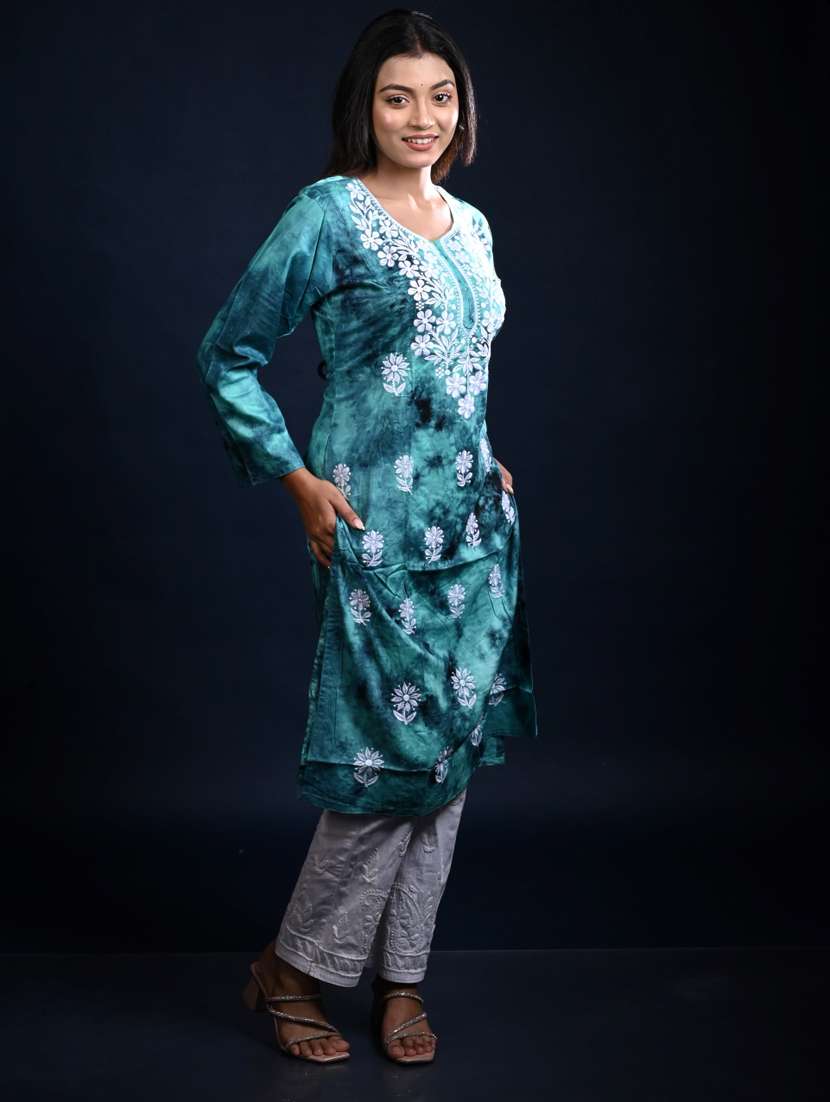 women three quarter sleeve straight chikankari kurta - 22268725 -  Standard Image - 1