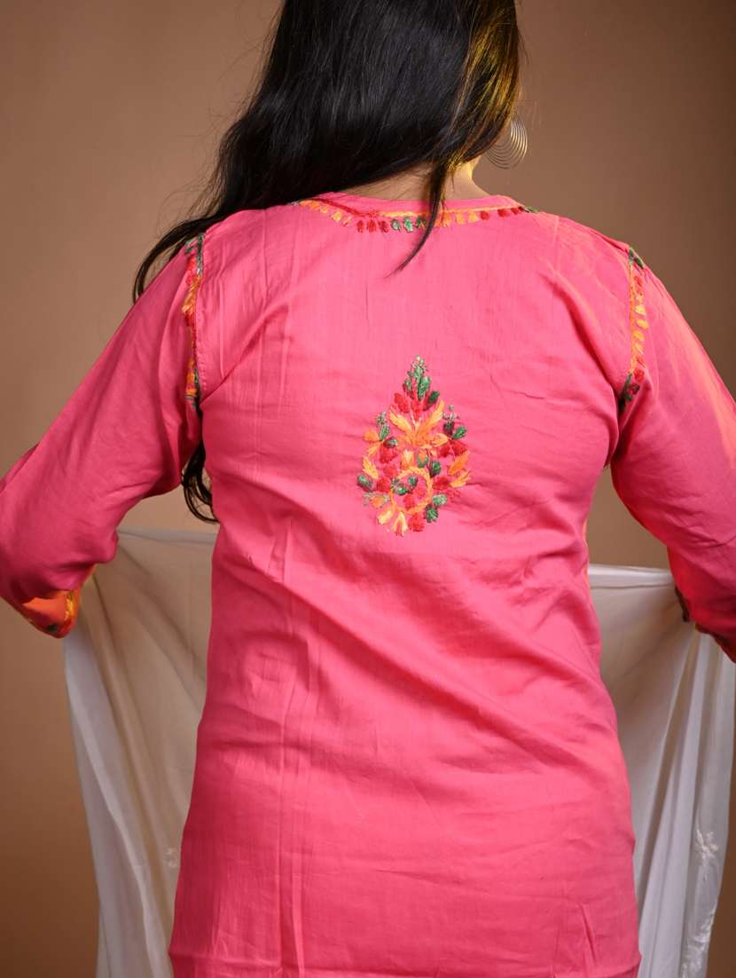 women long sleeve straight chikankari kurta - 22268751 -  Standard Image - 4