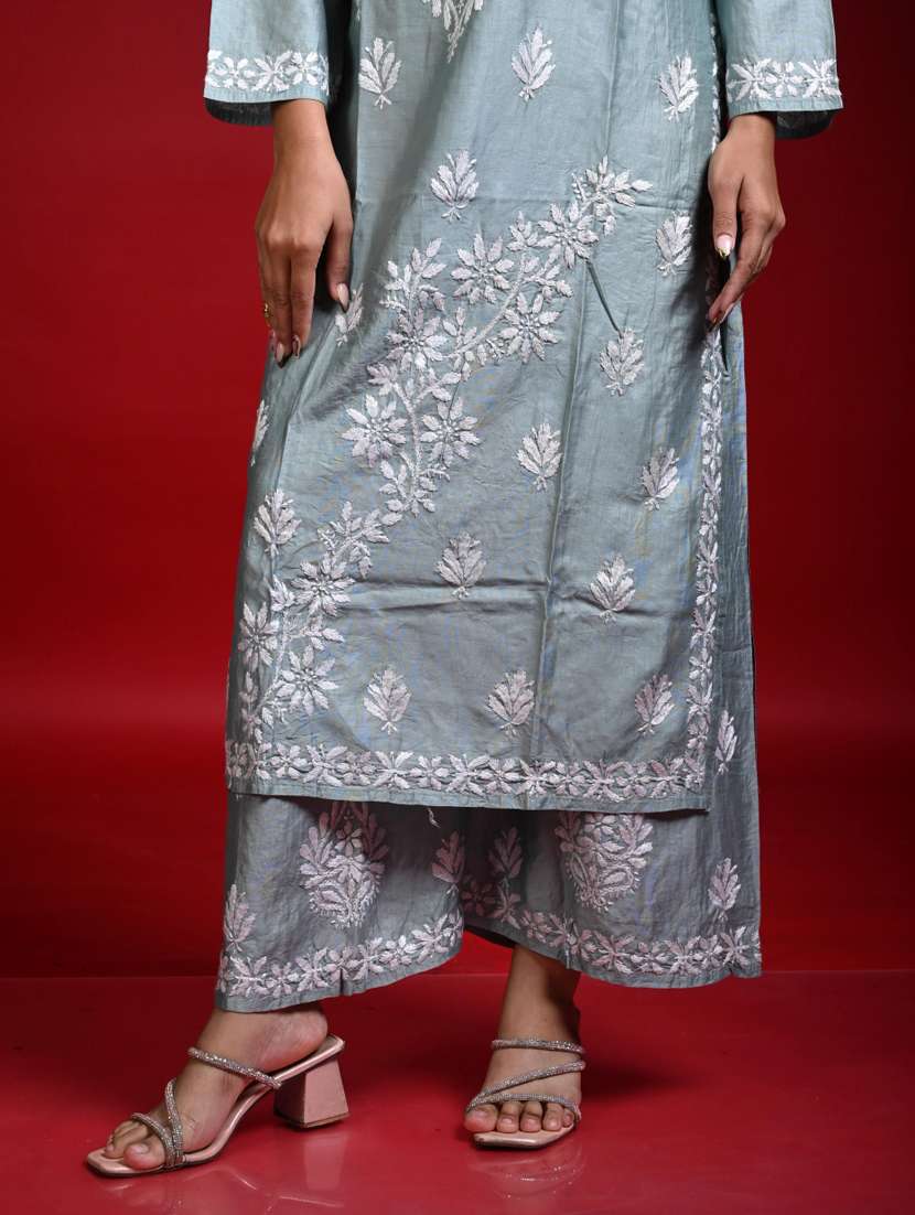 women solid with work notch neck kurta palazzo set - 22268796 -  Standard Image - 4