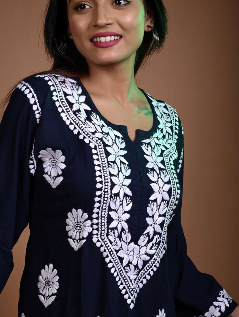 women solid with work notch neck kurta palazzo set - 22268914 -  Standard Image - 4