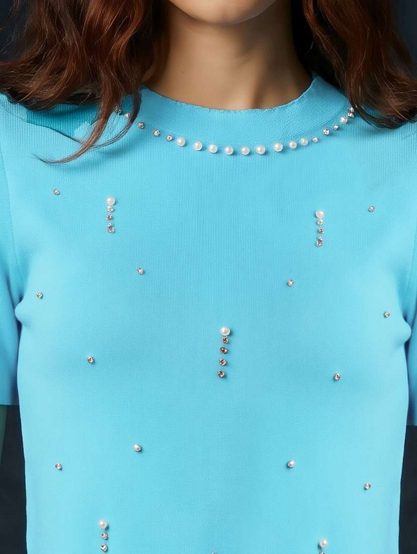 women embellsihed puff sleeve crop top - 22270442 -  Standard Image - 4