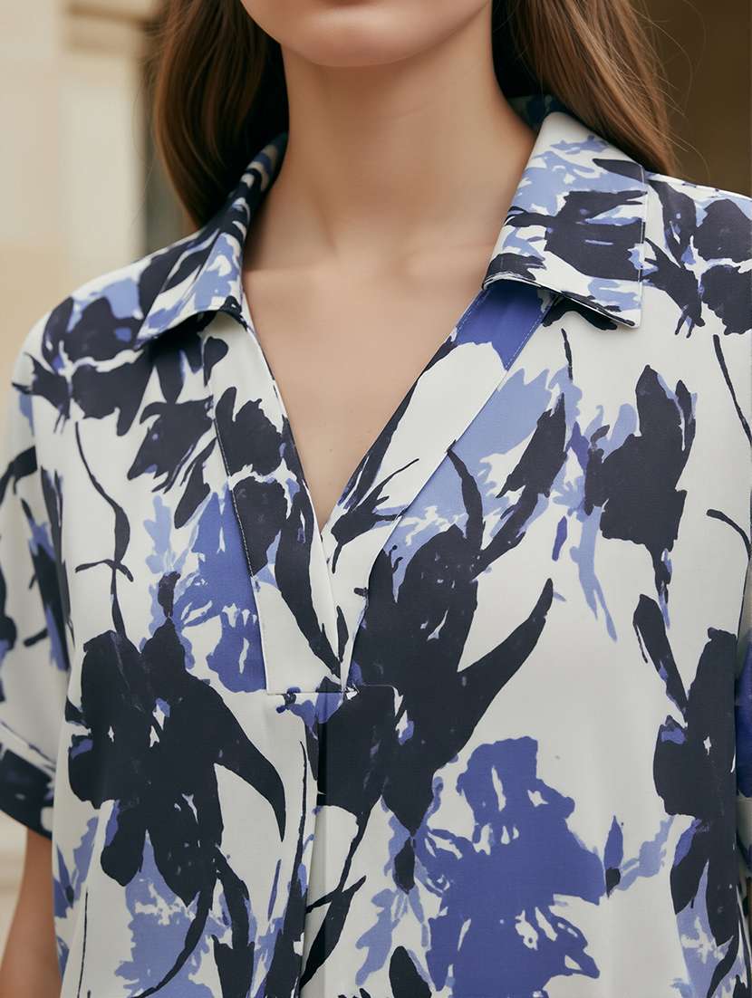 women printed collared short sleeve top - 22270464 -  Standard Image - 4