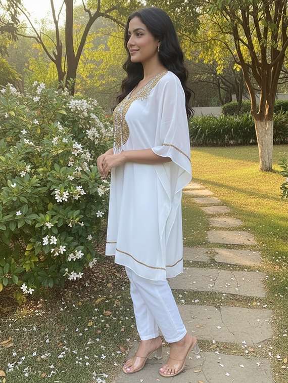 women embroidered kimono sleeve kaftan kurta - 22270687 -  Standard Image - 1