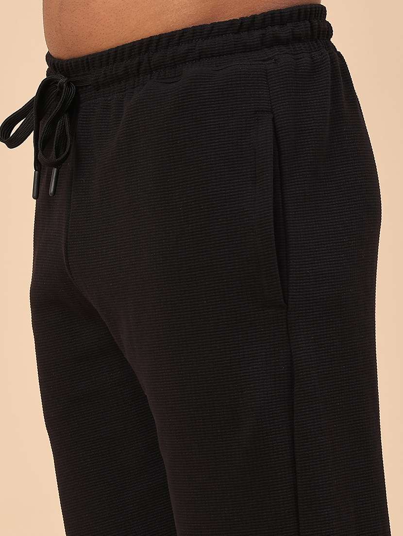 men black cotton cargo - 22271189 -  Standard Image - 1