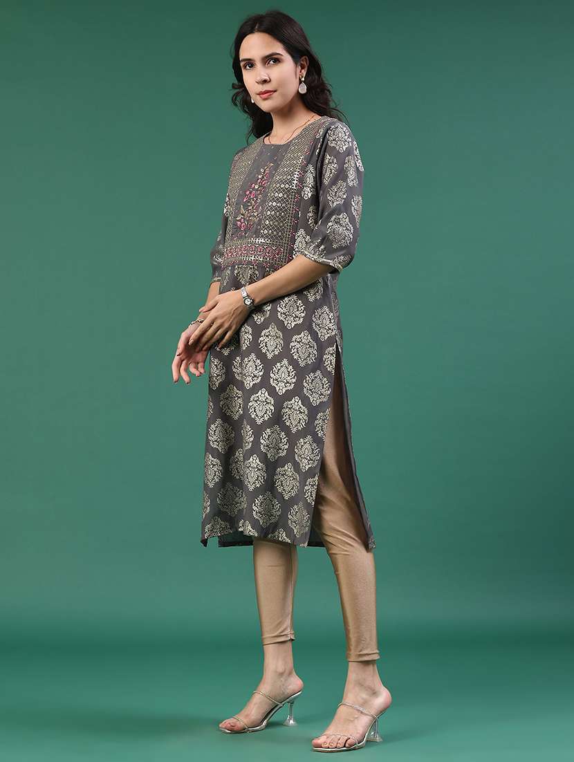 women solid with work three quarter sleeve kurta - 22271713 -  Standard Image - 4