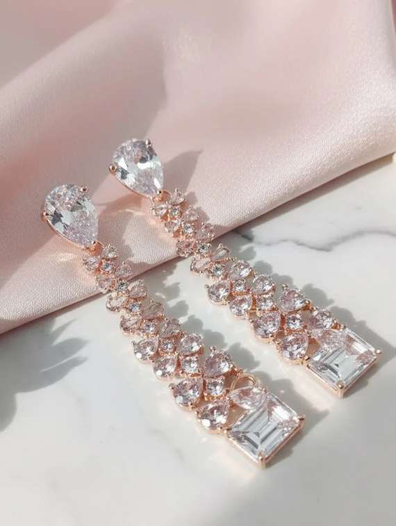 women white brass drop earring