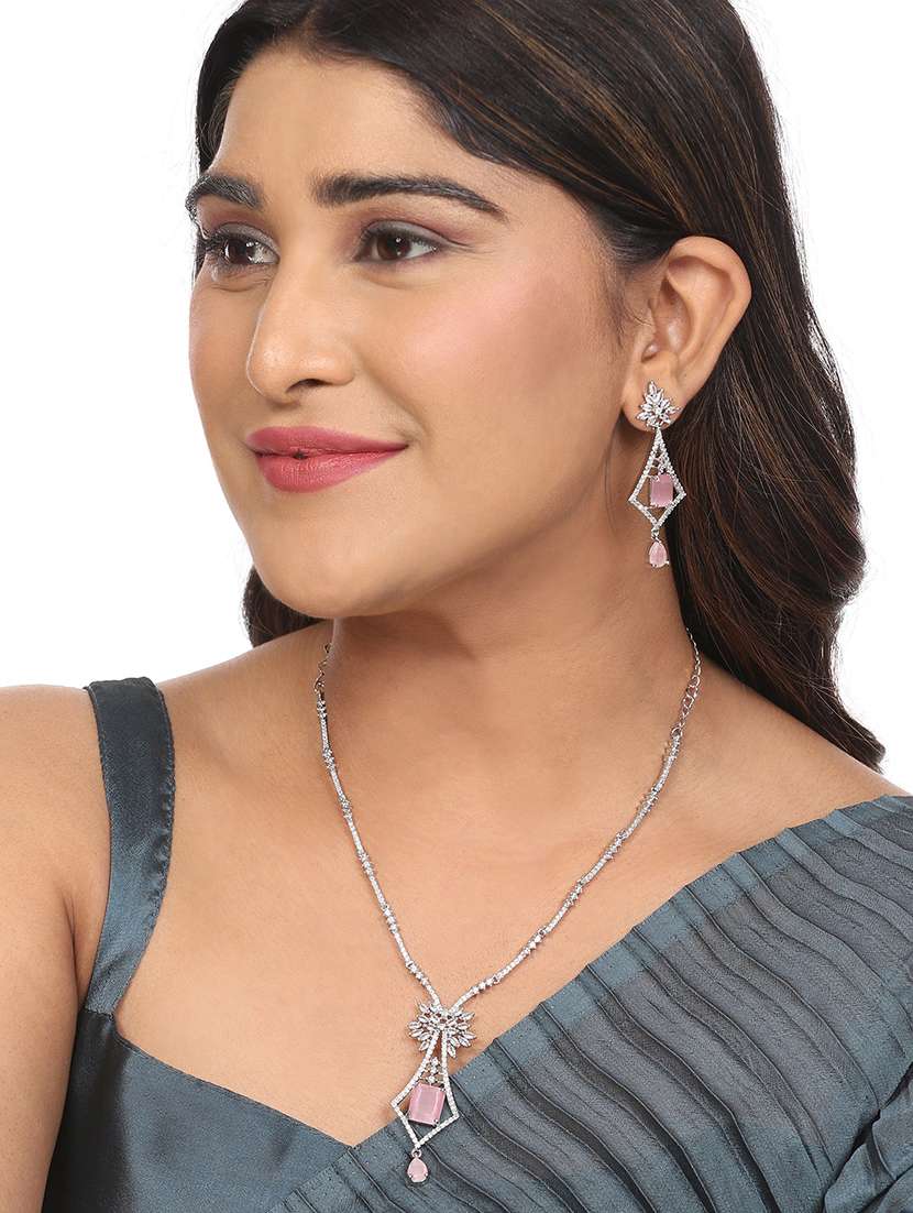 women diamonds studded necklace set - 22271849 -  Standard Image - 1