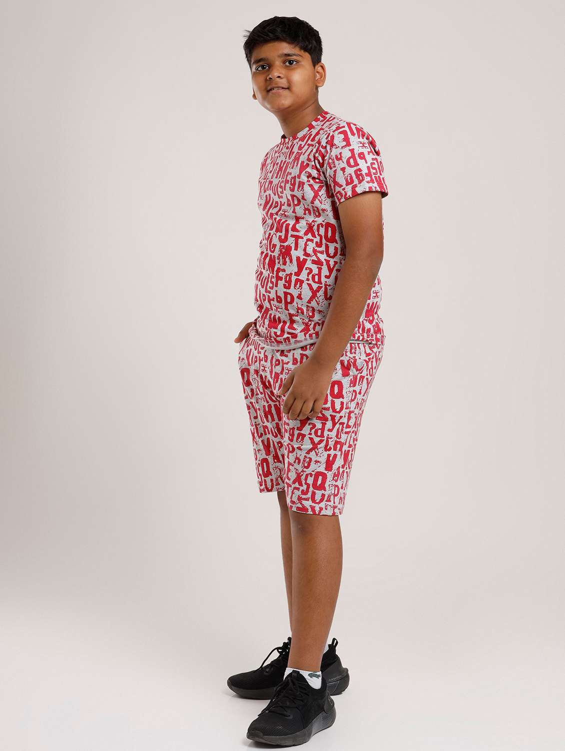 boys printed short sleeve t-shirt and shorts set - 22272138 -  Standard Image - 1