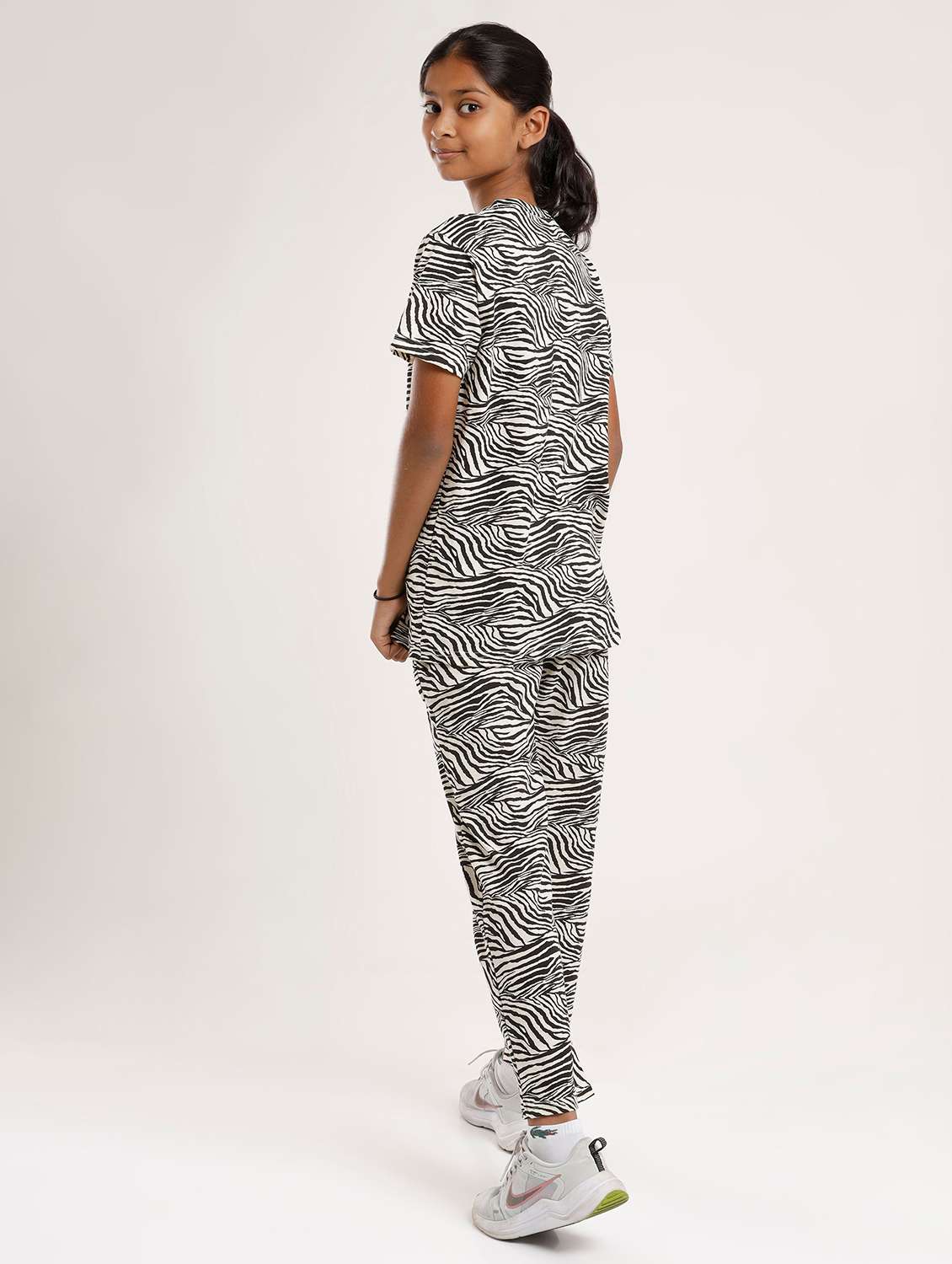 girls printed short sleeve full length set - 22272196 -  Standard Image - 1