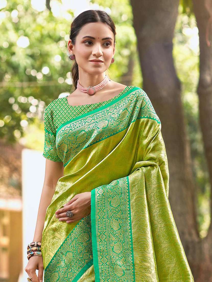 women self design kanjivaram saree with blouse - 22272675 -  Standard Image - 1