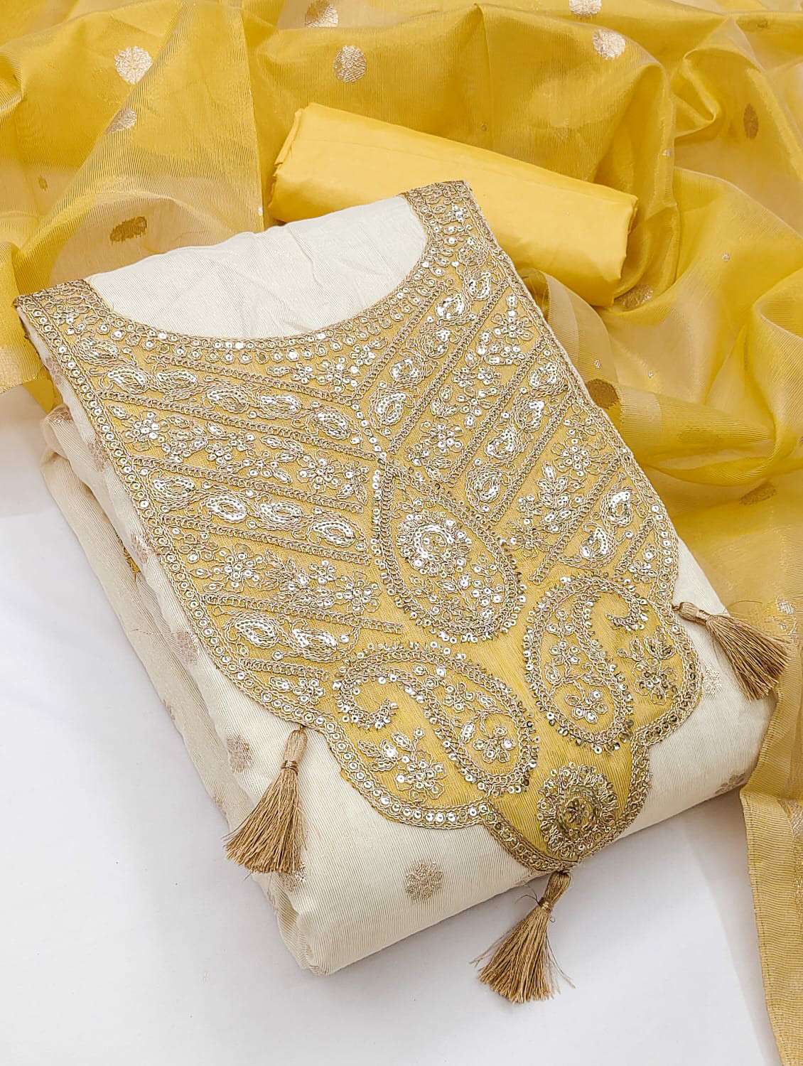 women self design embroidered unstitched suit set - 22272736 -  Standard Image - 1