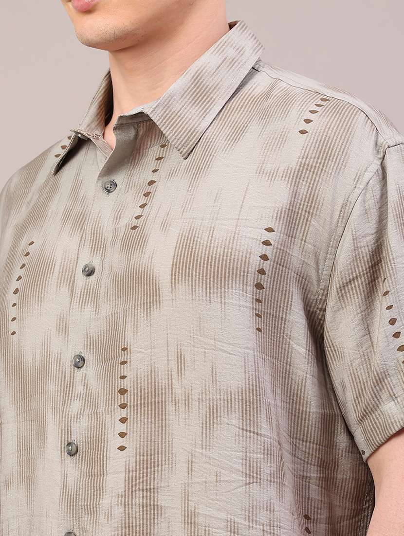 men printed short sleeve regular fit casual shirt - 22273152 -  Standard Image - 1