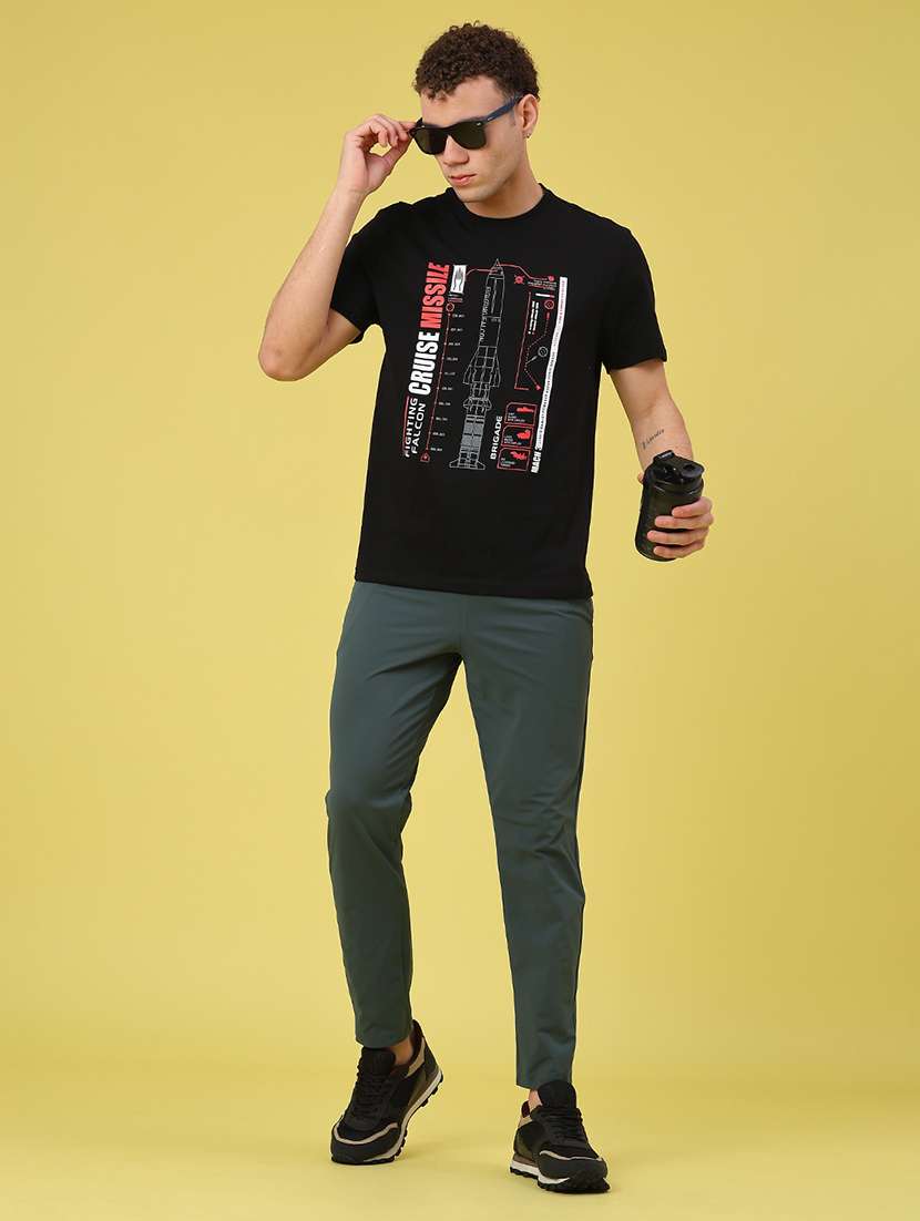 men solid mid rise regular fit track pant - 22273318 -  Standard Image - 4