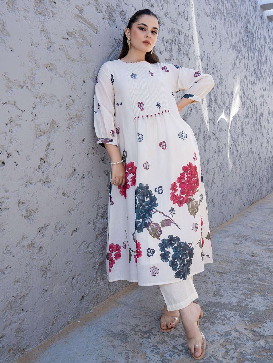 women floral three quarter sleeve kurta pant set - 22273602 -  Standard Image - 1