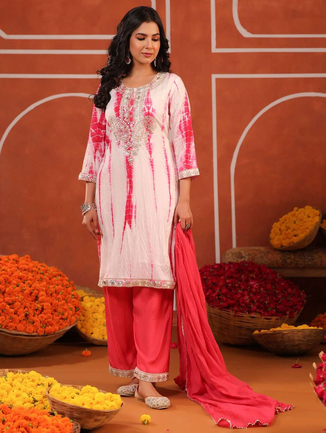 women printed three quarter sleeve kurta pant with dupatta set - 22273737 -  Standard Image - 1