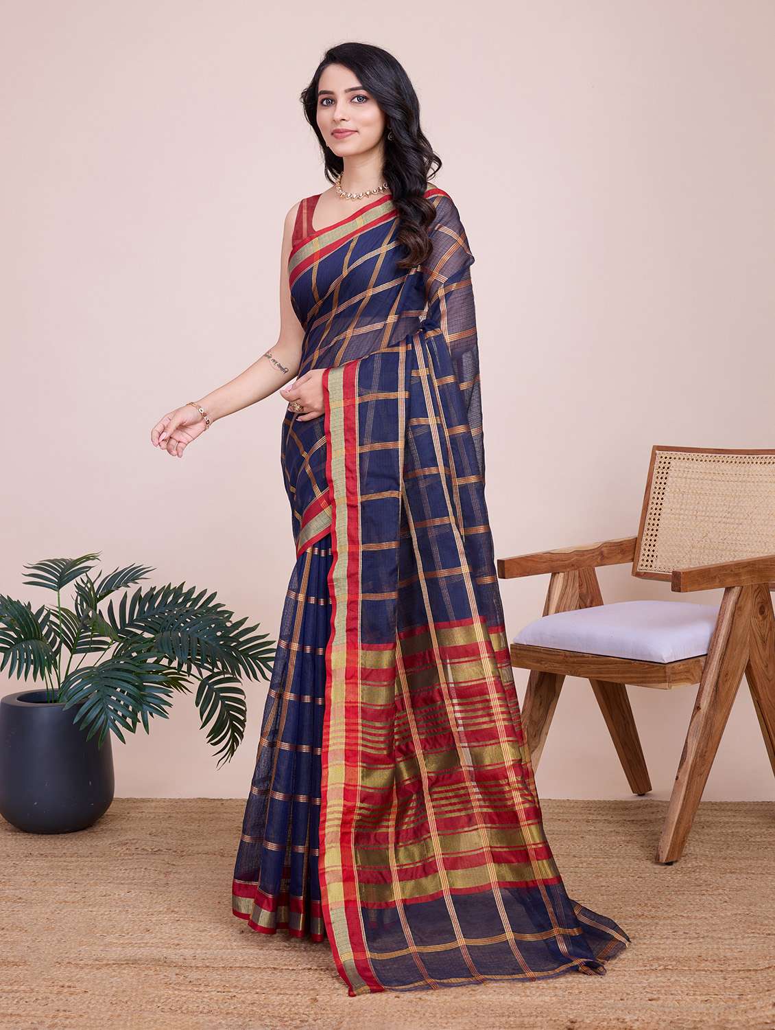 women checkered bordered saree with blouse - 22274045 -  Standard Image - 1