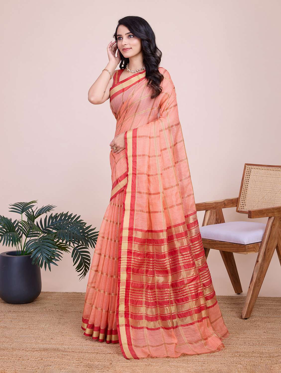 women checkered bordered saree with blouse - 22274046 -  Standard Image - 1
