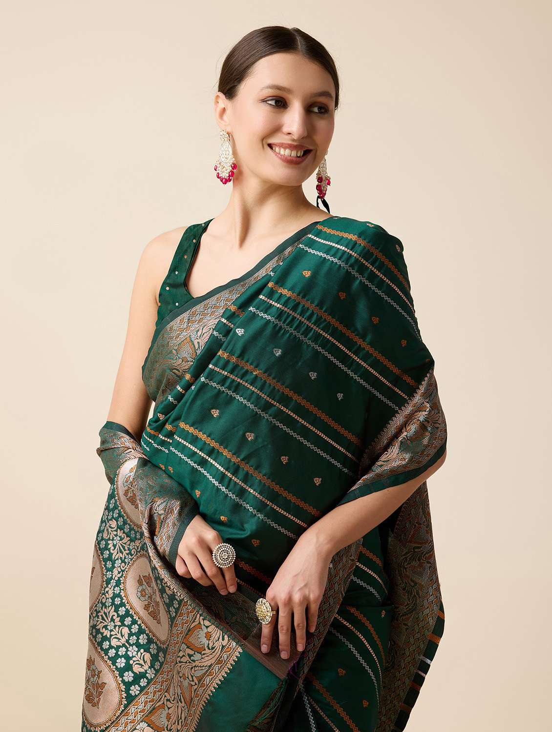 women self design banarasi saree with blouse - 22274051 -  Standard Image - 1