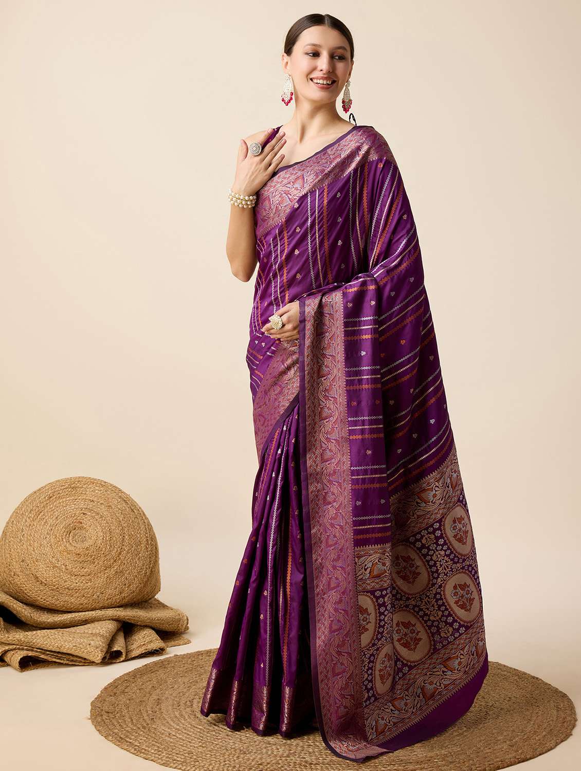 women self design banarasi saree with blouse - 22274054 -  Standard Image - 1