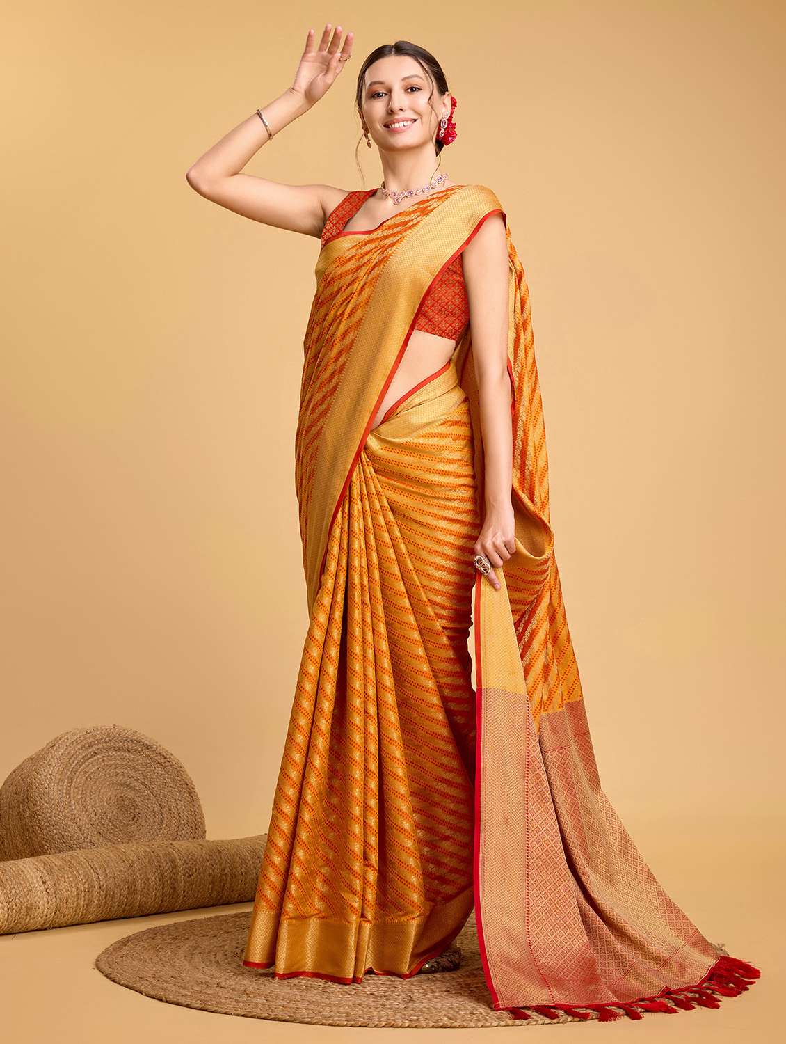 women self design banarasi saree with blouse - 22274070 -  Standard Image - 1