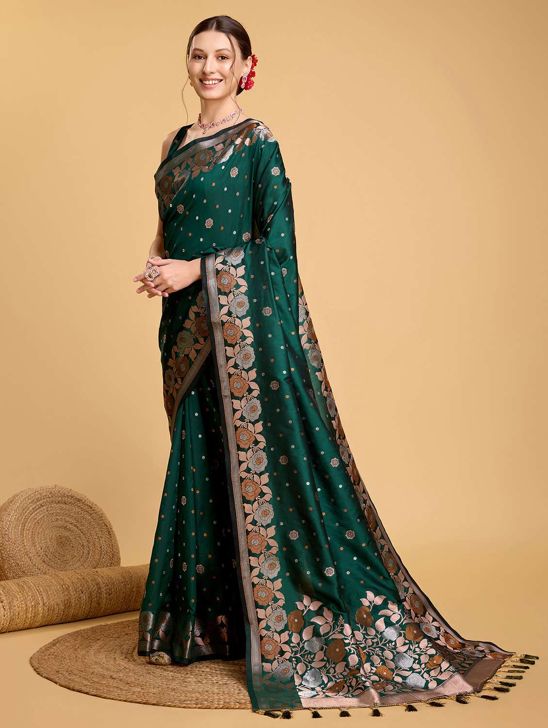 women self design banarasi saree with blouse - 22274089 -  Standard Image - 1