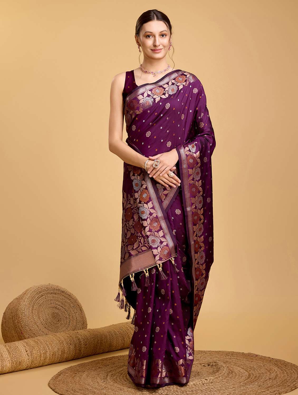 women self design banarasi saree with blouse - 22274093 -  Standard Image - 1
