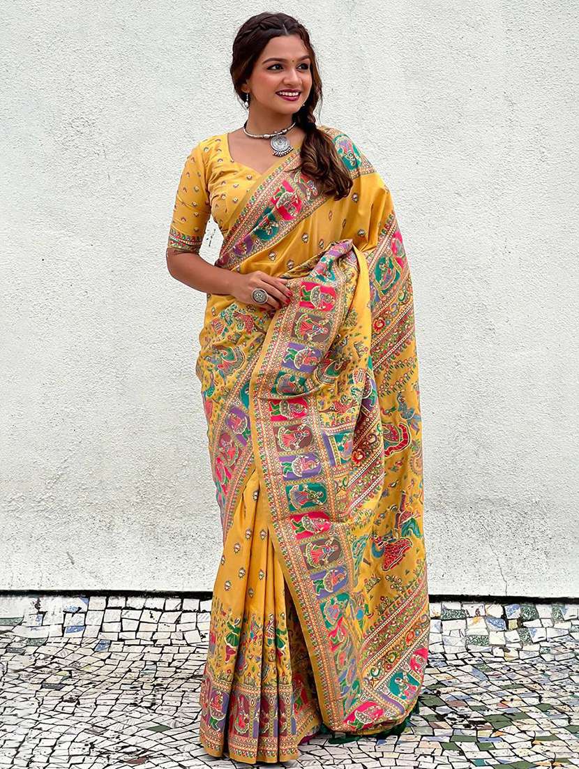 women self design bordered saree with blouse - 22274202 -  Standard Image - 1