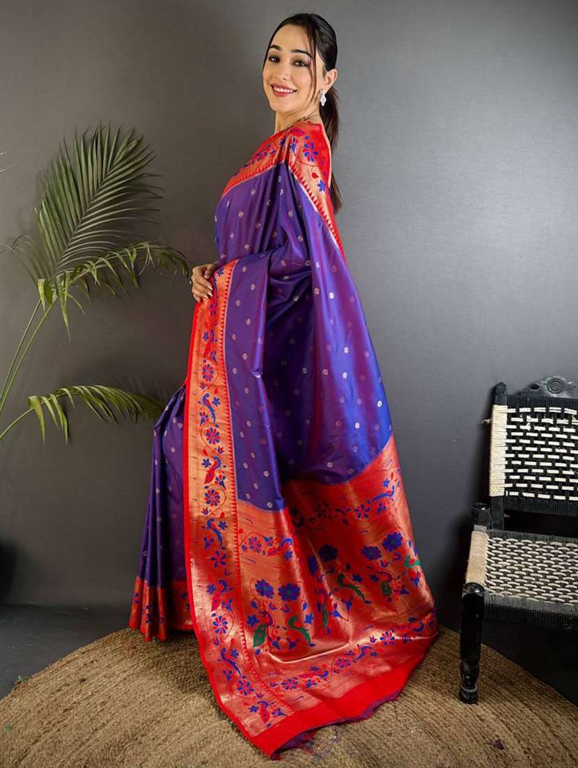 women self design bordered saree with blouse - 22274220 -  Standard Image - 1