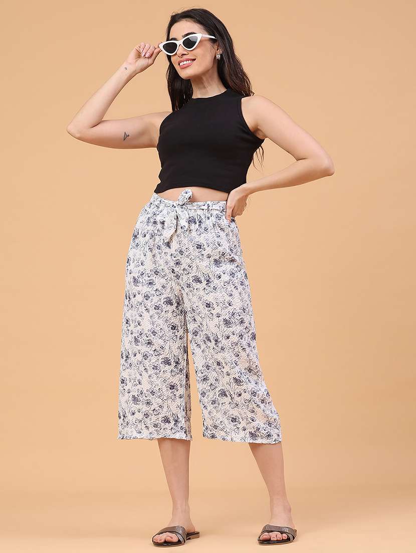 women printed mid rise capri - 22275150 -  Standard Image - 4