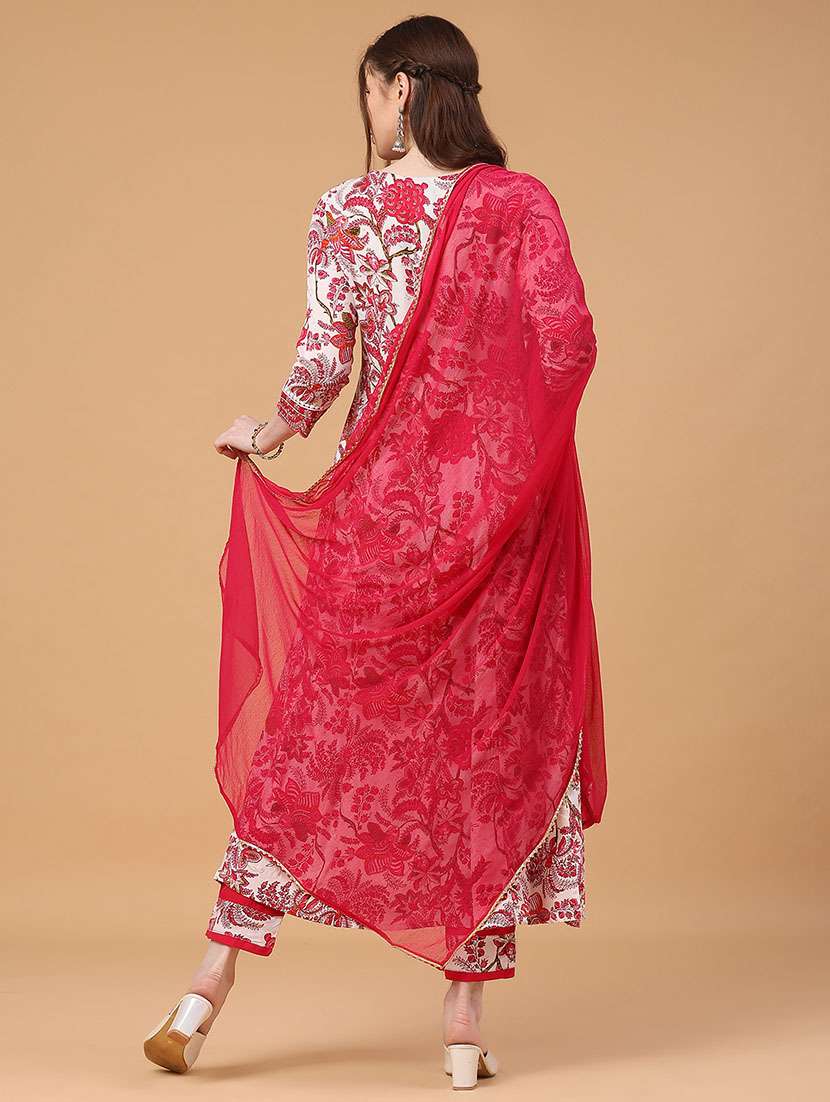 women floral three quarter sleeve kurta pant with dupatta set - 22275166 -  Standard Image - 4