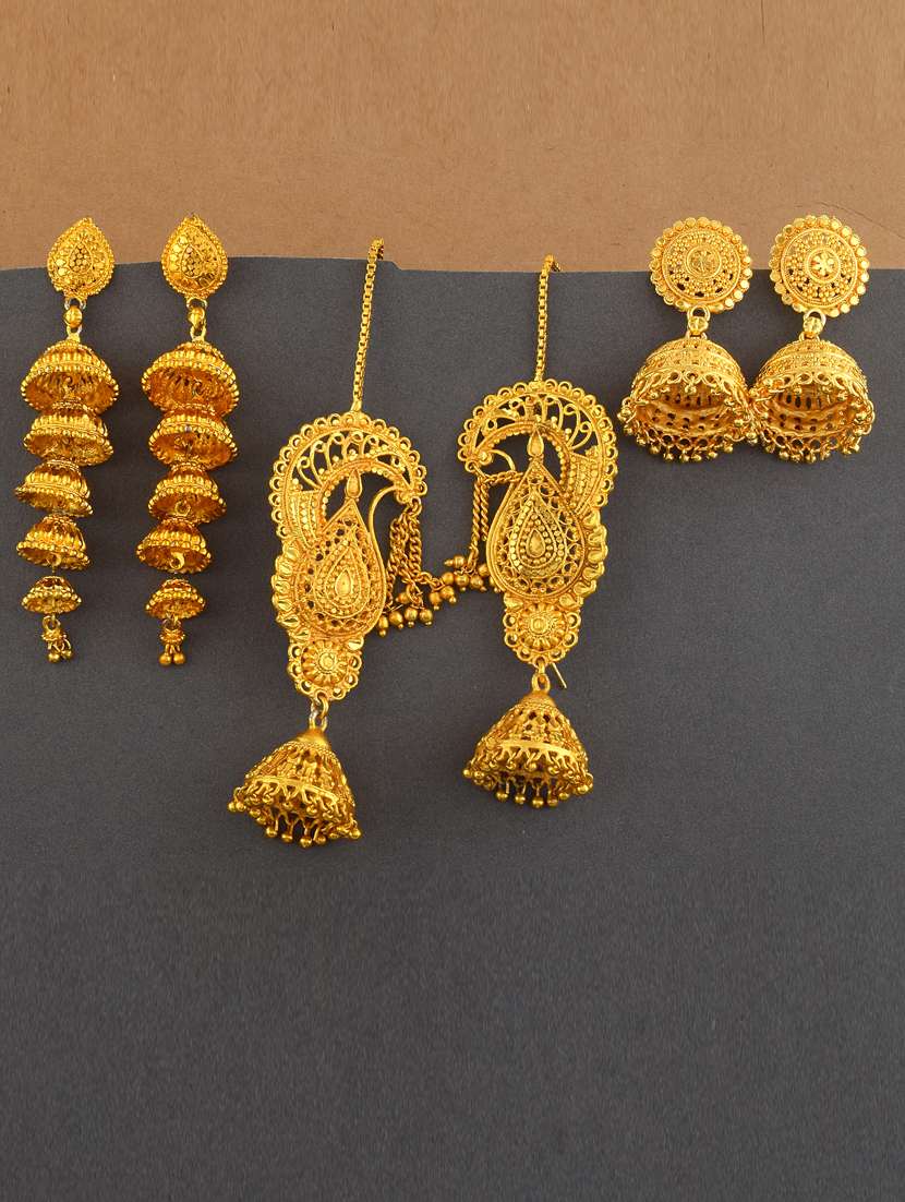 women pack of 3 gold plated earrings