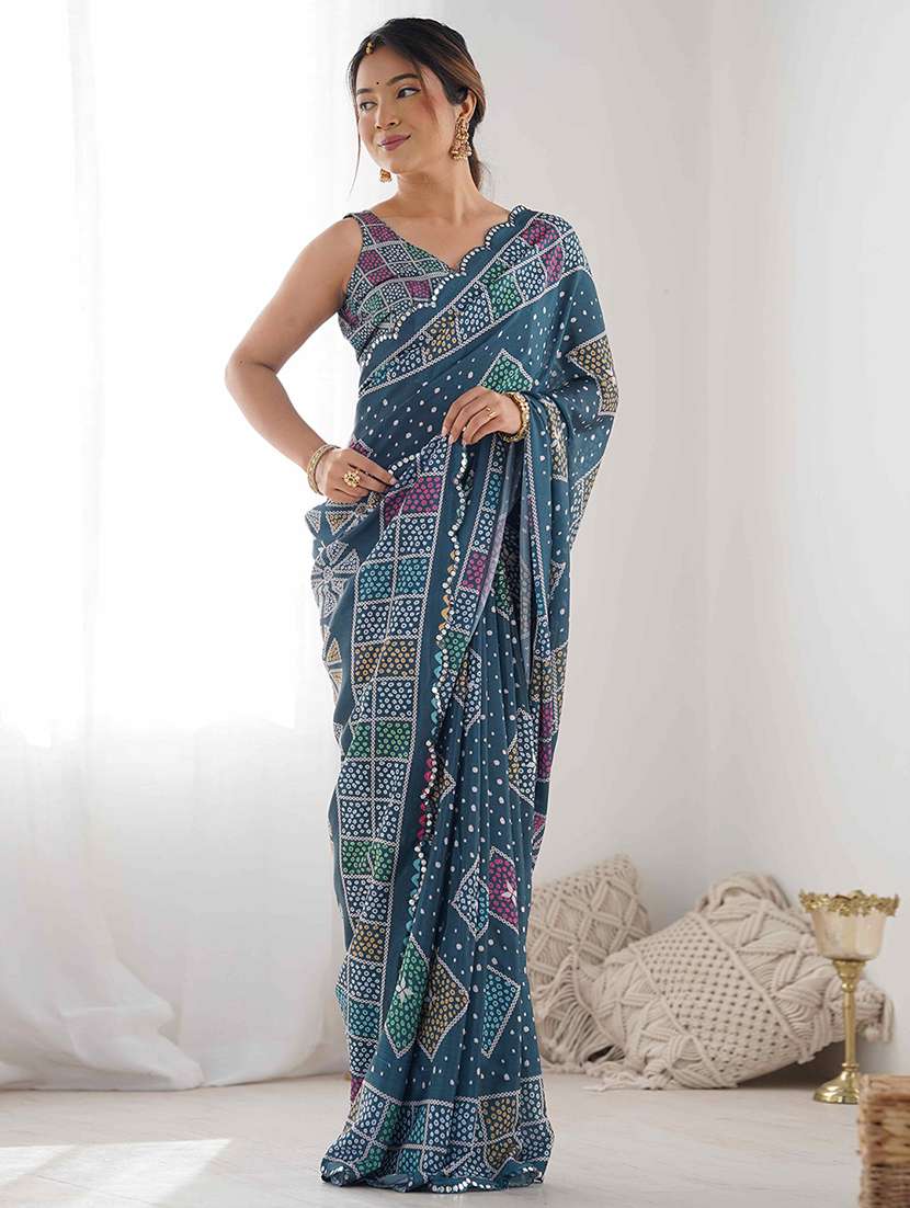 women printed casual wear saree with blouse - 22275464 -  Standard Image - 1