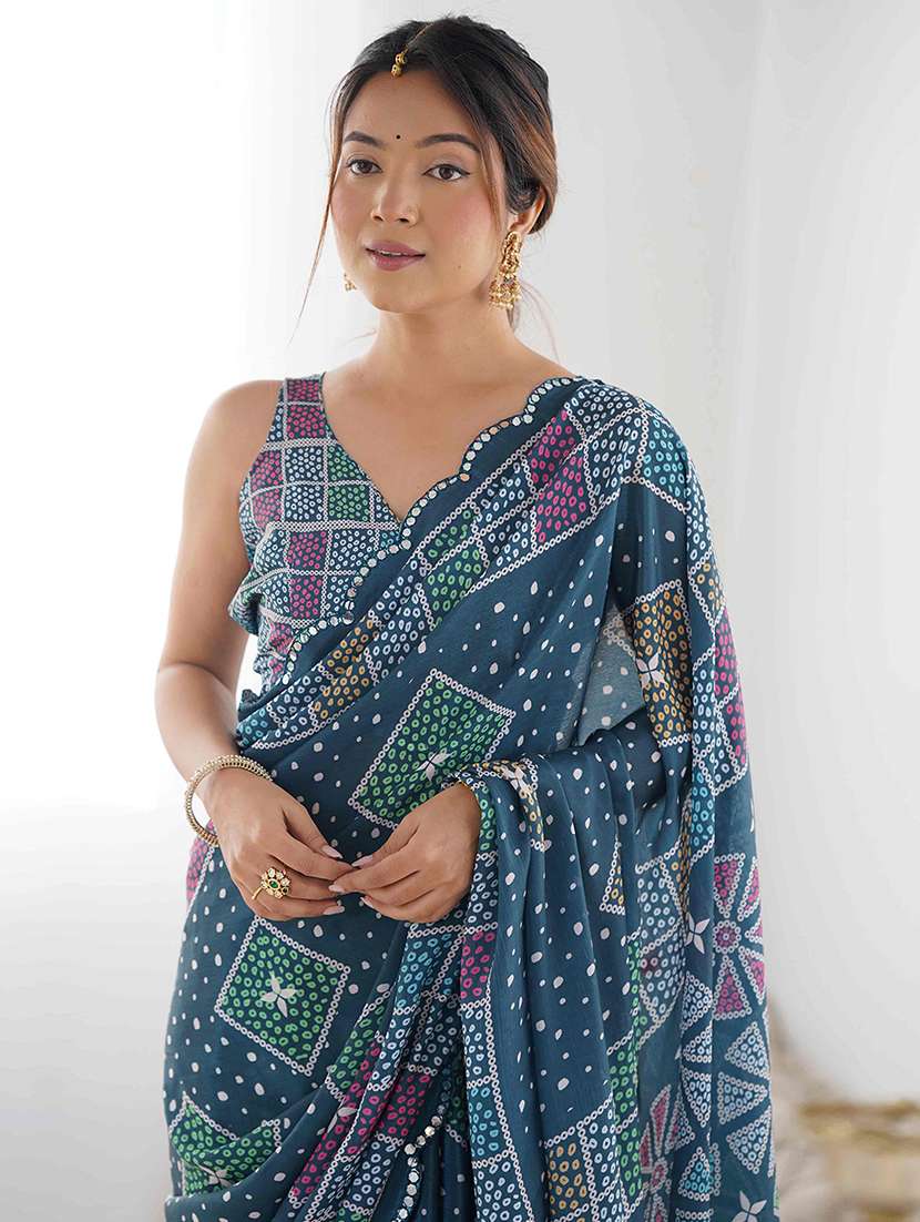 women printed casual wear saree with blouse - 22275464 -  Standard Image - 4