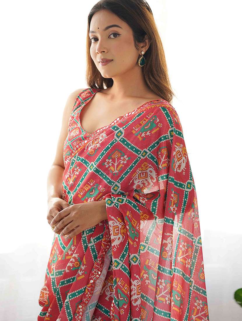 women printed casual wear saree with blouse - 22275466 -  Standard Image - 4