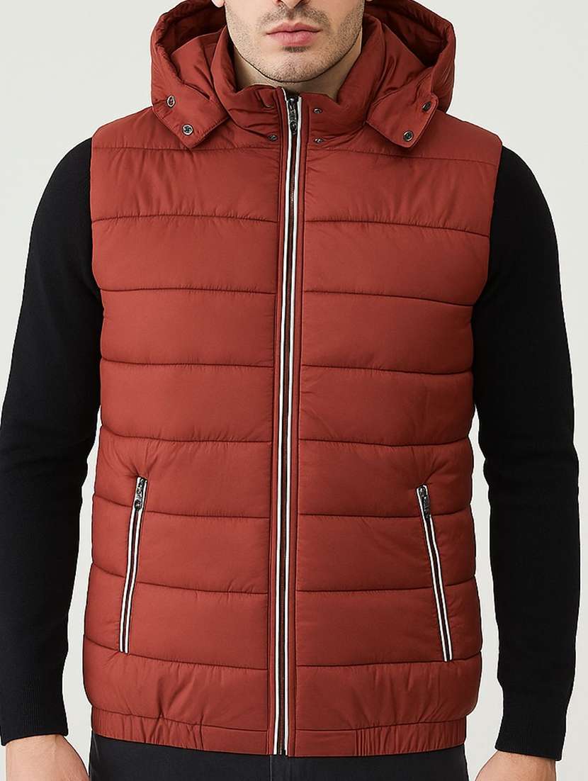 men solid sleeveless lightweight puffer jacket - 22275471 -  Standard Image - 4