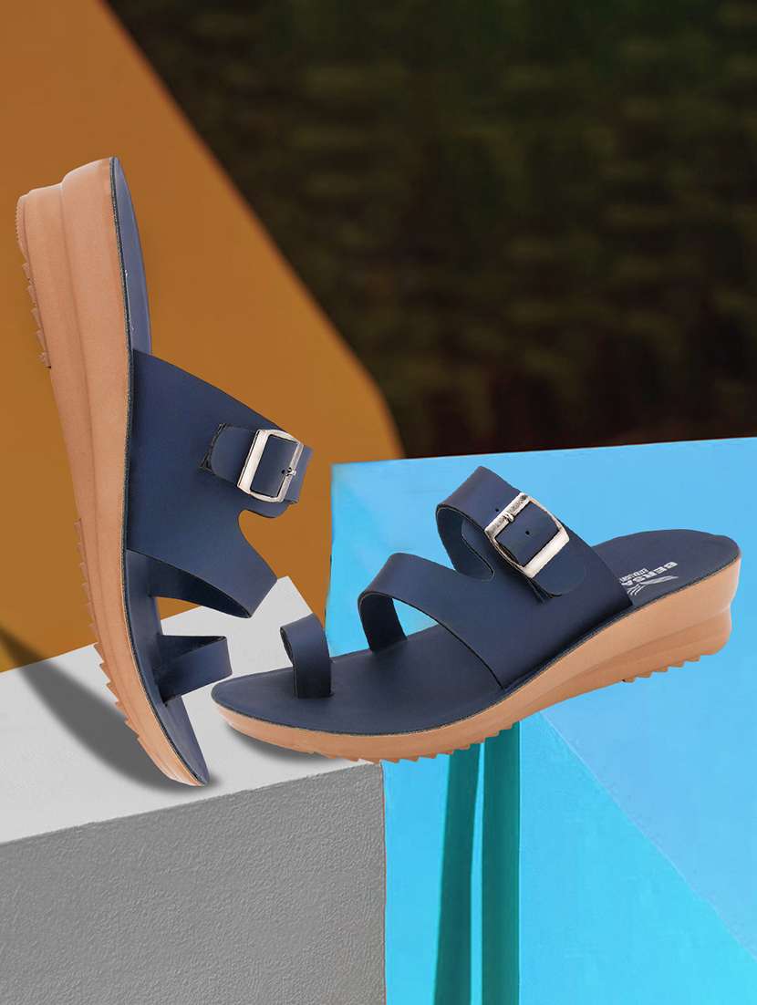 women solid open toe sandal