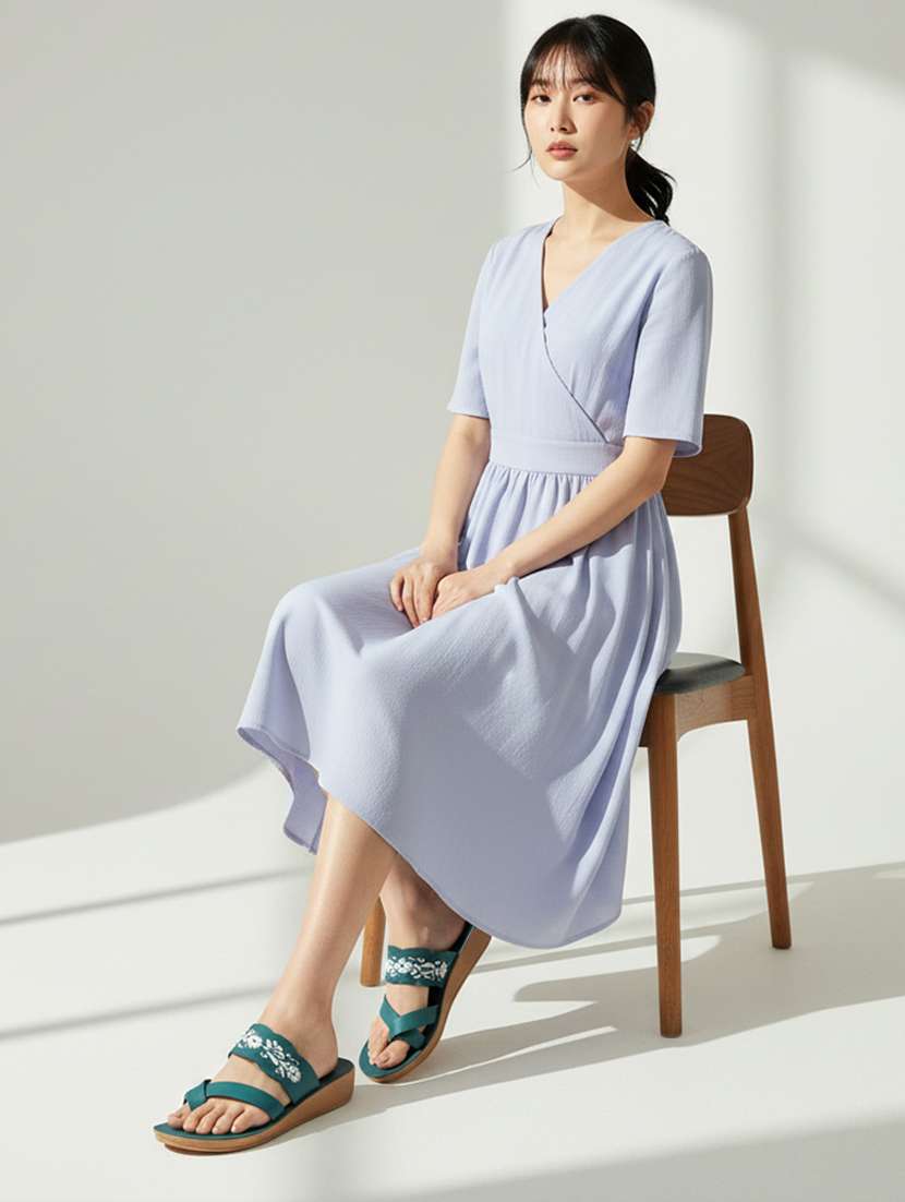 women printed slip on flip flop - 22275517 -  Standard Image - 1