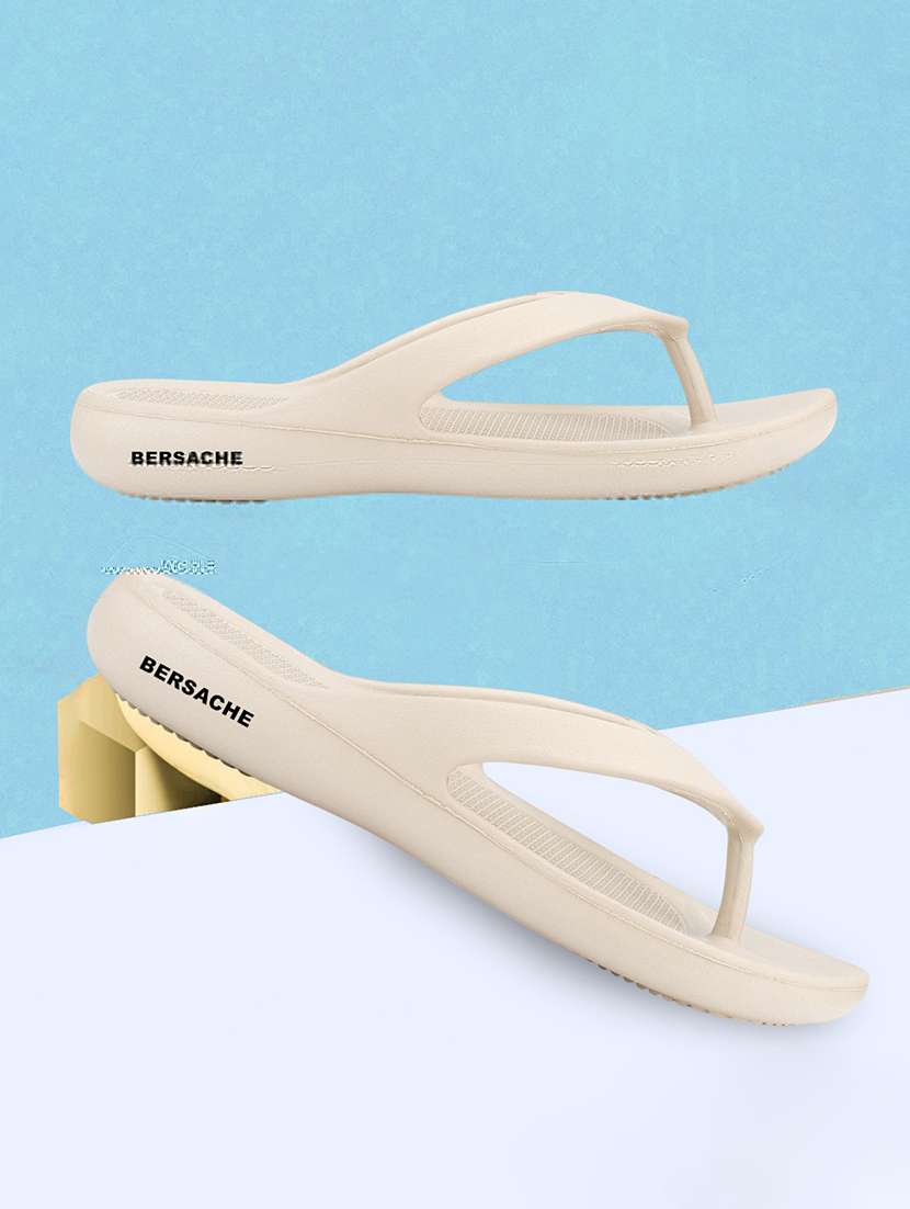 women solid slip on flip flop