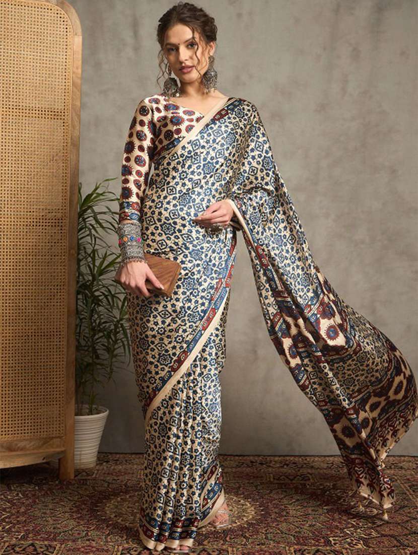 women printed casual wear saree with blouse - 22275539 -  Standard Image - 1