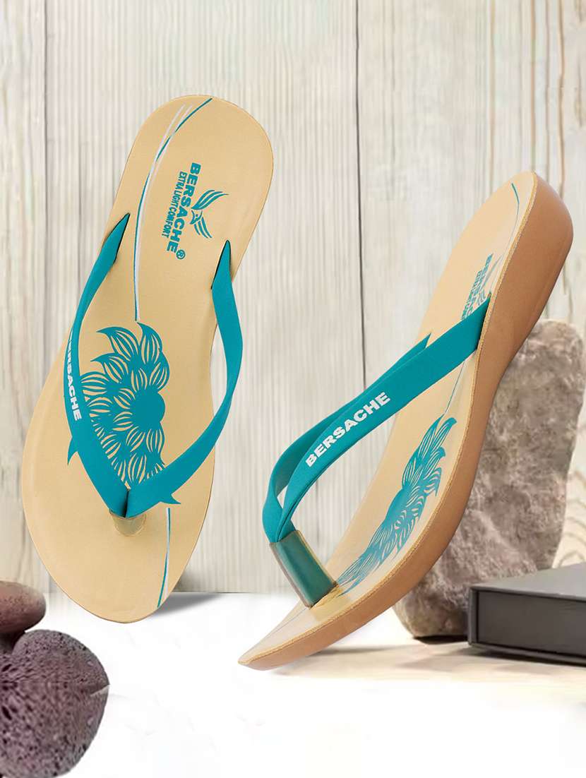 women solid slip on flip flop