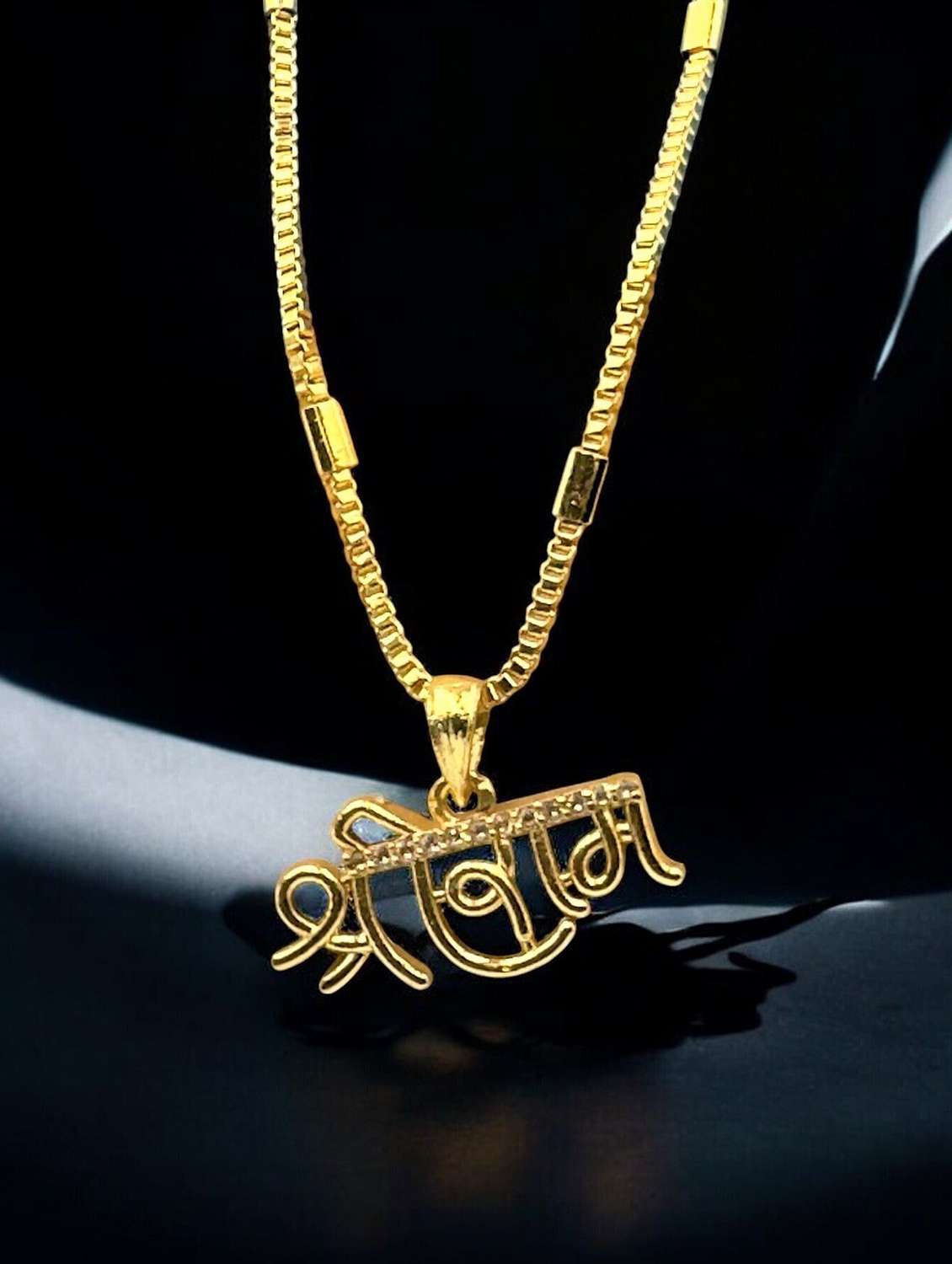 women gold plated pendant - 22275984 -  Standard Image - 1