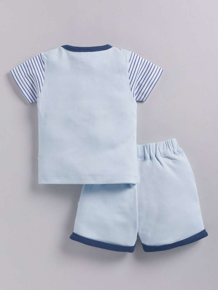 boys printed shorts co-ord set - 22277155 -  Standard Image - 1